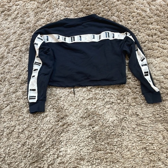 Puma crew neck sweat top draw string sweat top🖤🔥 - Picture 5 of 8